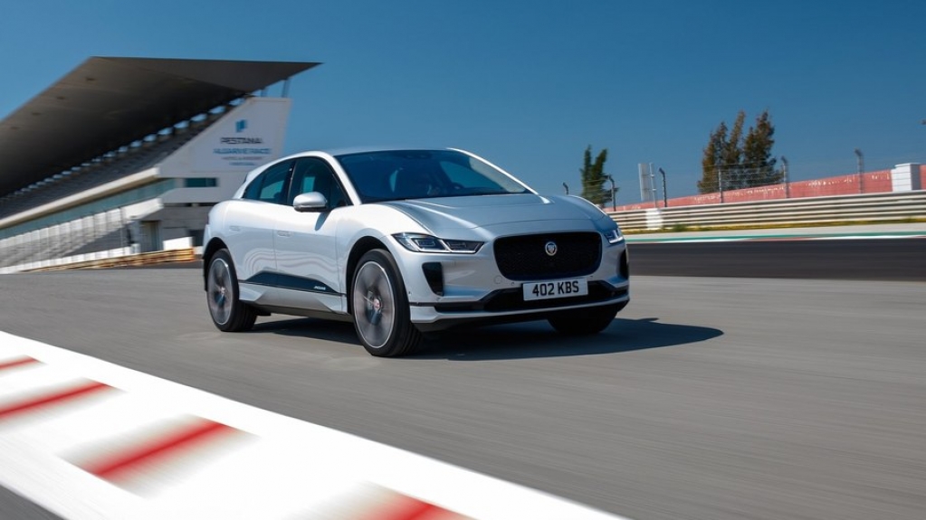 Jaguar e Land Rover planejam ter apenas elétricos a partir de 2025