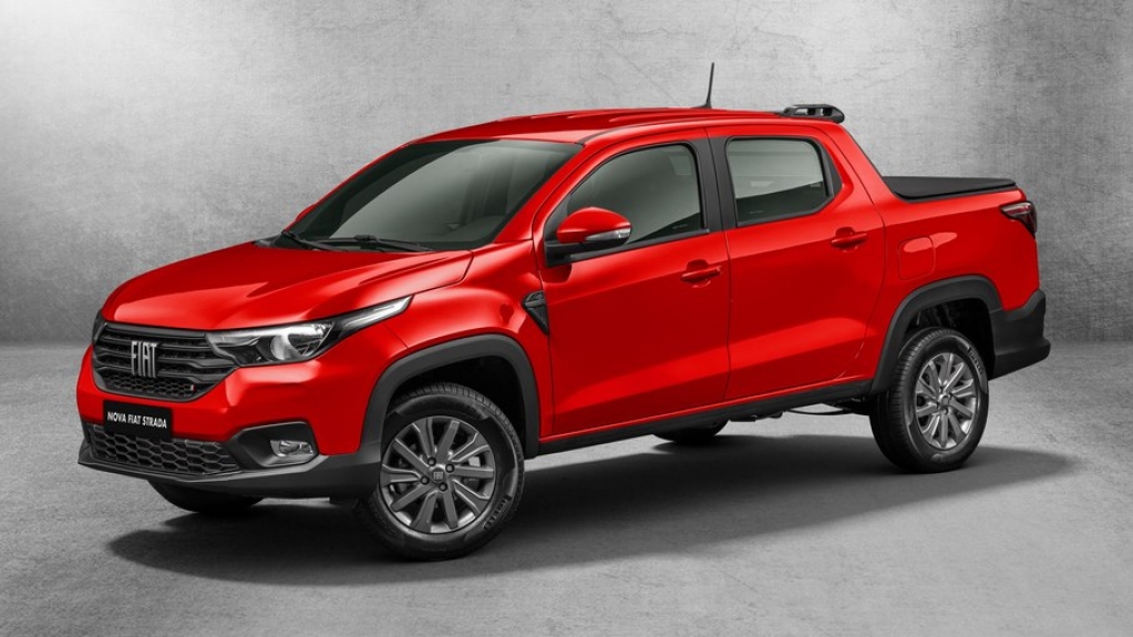 Fiat Strada e Cronos com motor 1.3 ganham novos itens de série