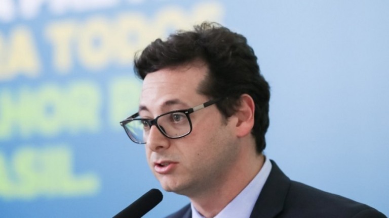 Bolsonaro decide tirar Fabio Wajngarten do comando da Secom