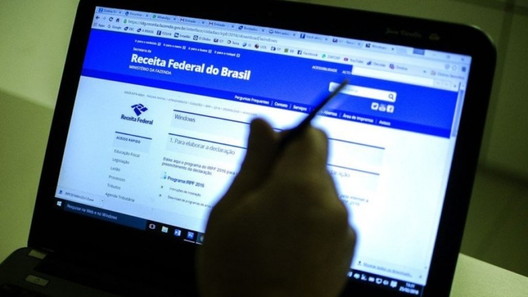 IR 2021: Como declarar redução de jornada e salário ou suspensão de contrato?