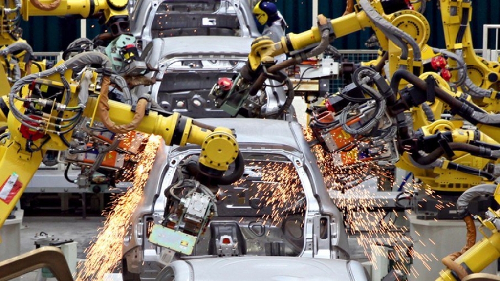 Falta de peças paralisa montadoras e novos carros devem vir mais caros Falta de peças paralisa montadoras e novos carros devem vir mais caros