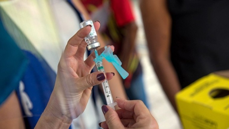 MP que autoriza adesão do Brasil ao Covax Facility é aprovada na Câmara