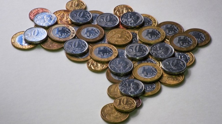 PIB despenca 4,1% em 2020; maior recuo desde o governo Collor