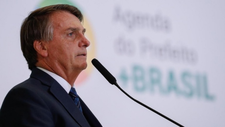 Bolsonaro, após recorde de mortes por Covid-19: "Criaram pânico"; assista
