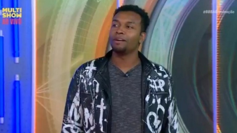 Nego Di explica polêmica sobre "tocar a flauta" no BBB 21: "Não foi isso"
