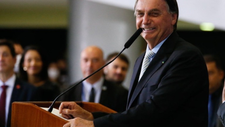 Governo pune professores após criticarem Bolsonaro em live de universidade