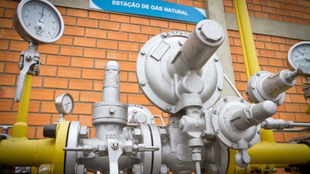 Câmara adia votações de limite de crédito consignado e Lei do Gás