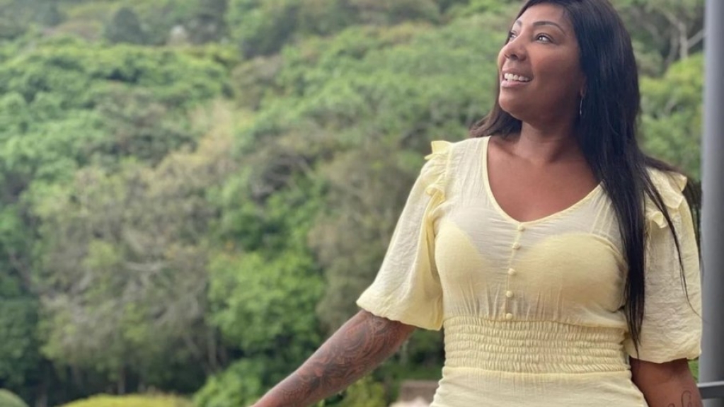 'Você mente descaradamente', diz mãe de Ludmilla sobre ex-marido