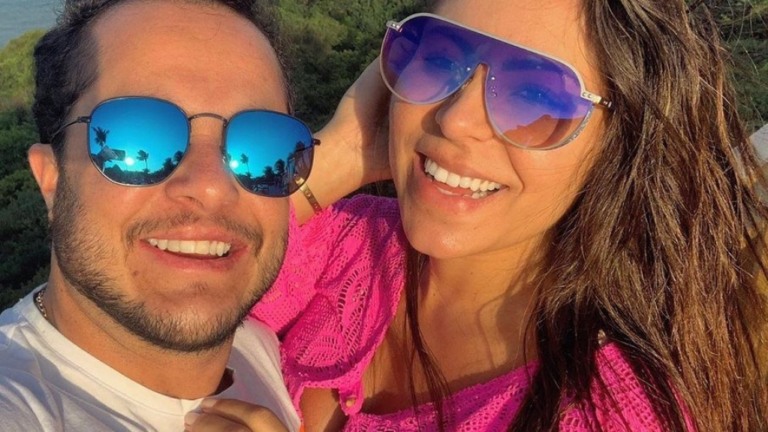 Andressa Miranda flagra mensagem de ex-namorada de Thammy: 'Vagabunda'