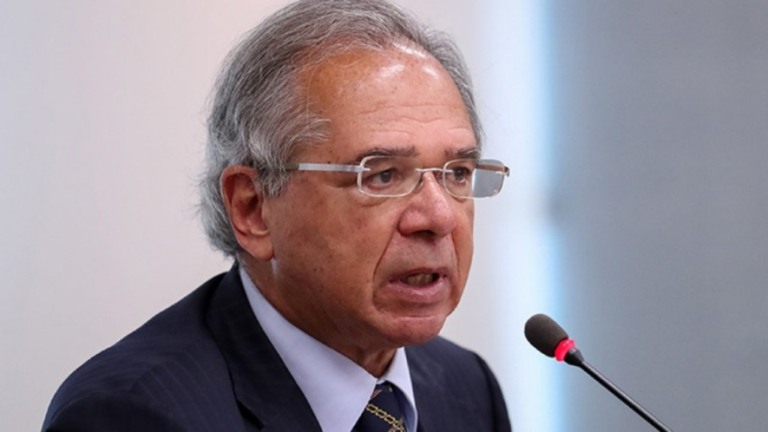 Guedes bate martelo e define parcelas entre R$ 175 e R$ 375 para auxílio