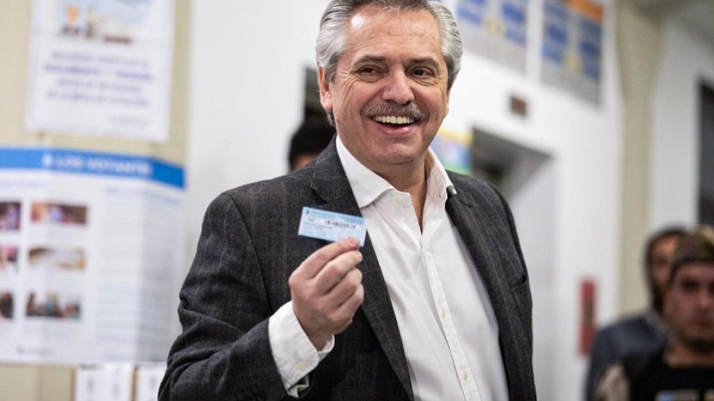 Presidente da Argentina celebra anulação da condenação de Lula: "Justiça feita" Presidente da Argentina celebra anulação da condenação de Lula: "Justiça feita"