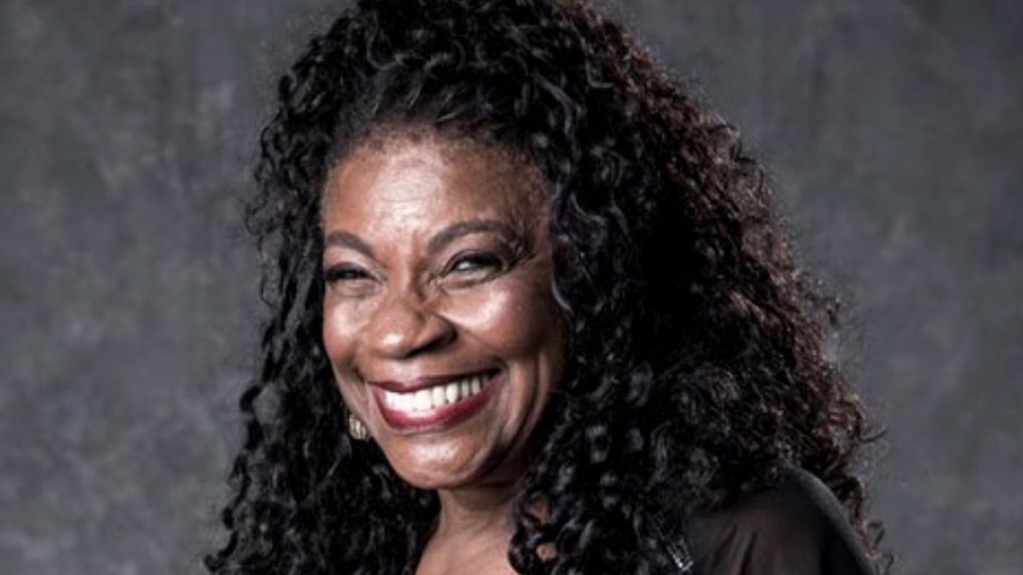 "Ser artista é difícil, mas para o negro é ainda mais", diz Zezé Motta "Ser artista é difícil, mas para o negro é ainda mais", diz Zezé Motta