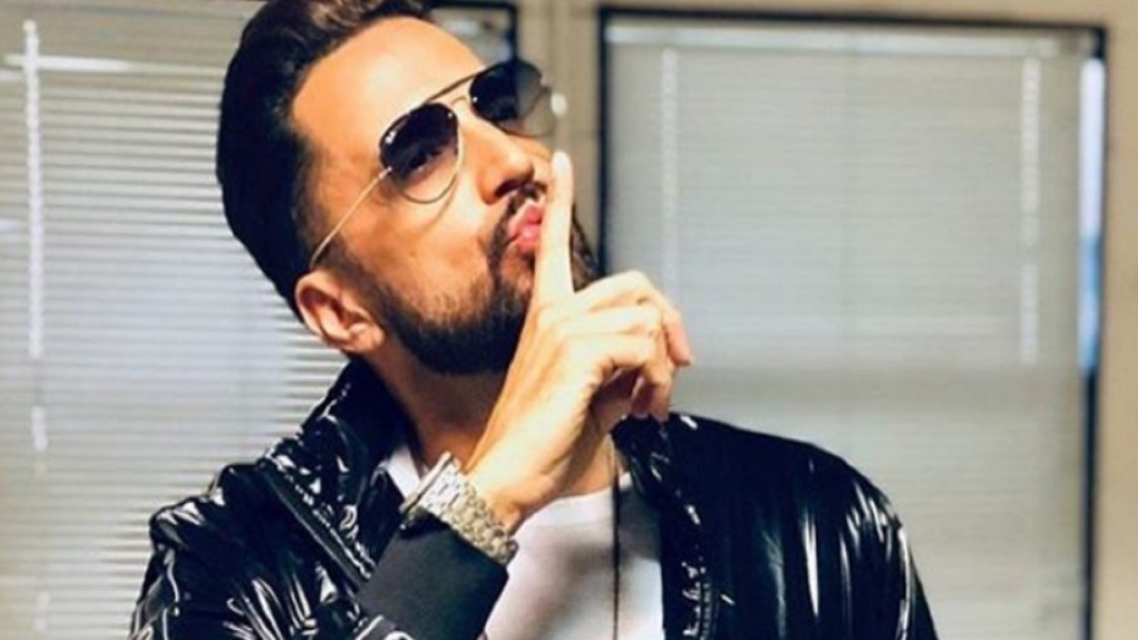 Latino fala sobre vício em sexo: "Tinha que transar 10 vezes por dia" Latino fala sobre vício em sexo: "Tinha que transar 10 vezes por dia"