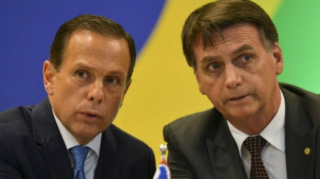Bolsonaro acusa estados de movimentação contra governo em medidas restritivas