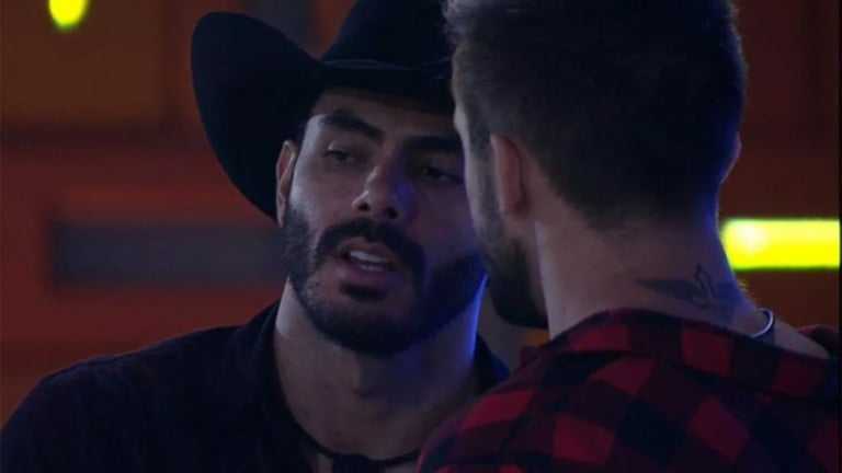 'BBB 21': "Já ficou com um amigão meu", diz Rodolffo sobre Carla Diaz