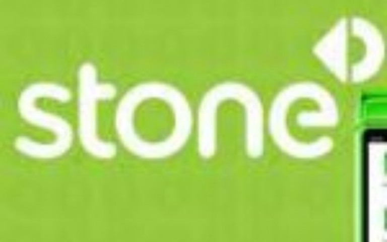 Stone reporta lucro líquido de R$306,1 mi no 4º tri, alta de 16%