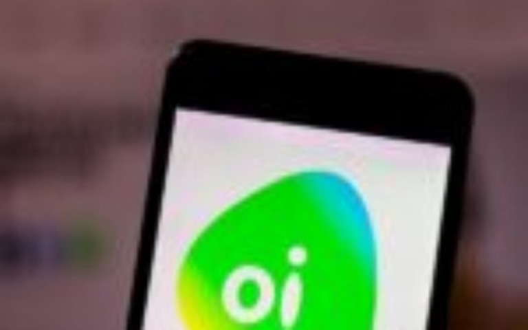 Oi (OIBR3) reacende debate regulatório por conta do leilão de fibra, diz jornal