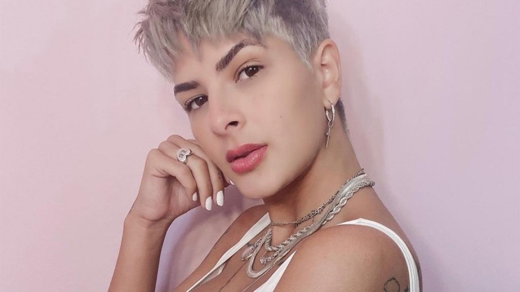 "A vida acaba afastando as pessoas", diz Lary Bottino sobre amizade com Anitta