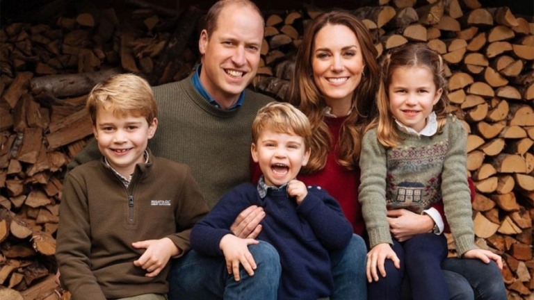 Filhos de Príncipe William escrevem cartas para "vovó Diana" no Dia das Mães