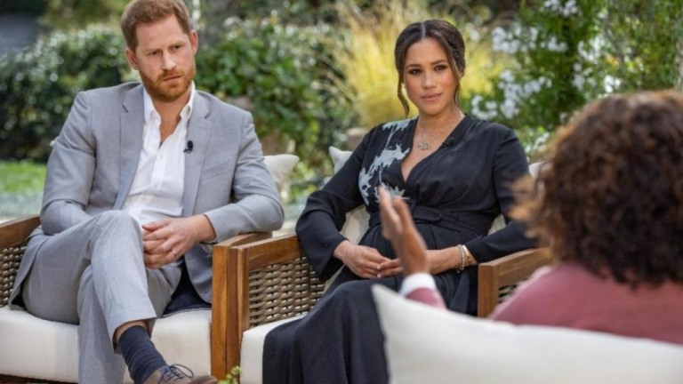 Após entrevista, Príncipe Harry volta a conversar com William e Charles