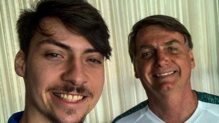 PF abre inquérito sobre suspeitas de tráfico de influência de Renan Bolsonaro