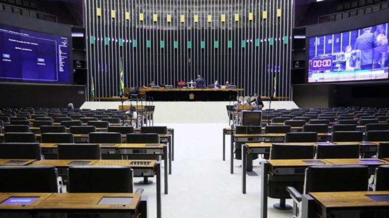 Guedes afirma que reforma administrativa deve avançar na Câmara nesta semana