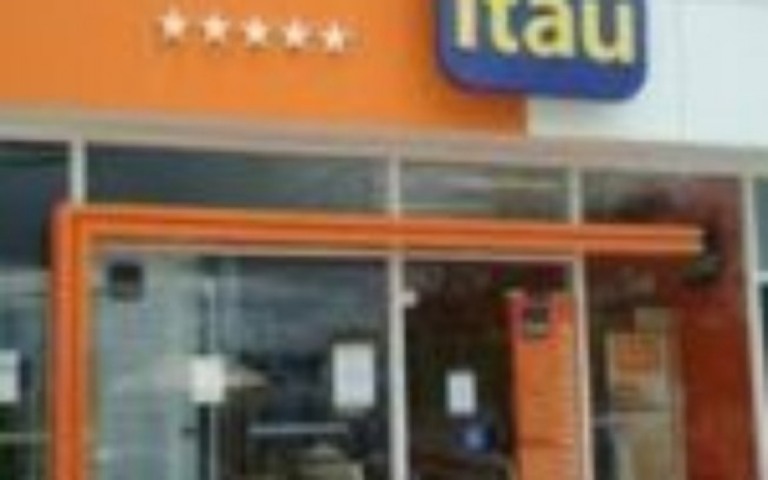 Itaú (ITUB4) informa pagamento de R$261 mi para detentores de ações