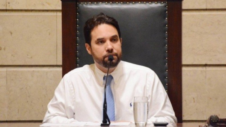 RJ: Vereador presta depoimento sobre morte do enteado; peritos apontam violência