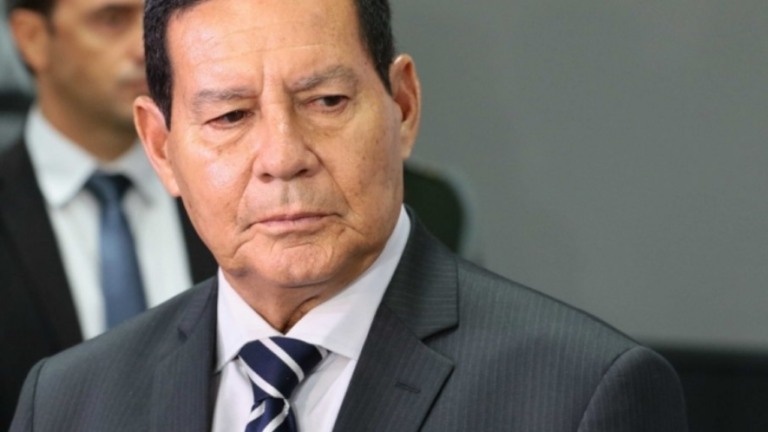 Mourão considera reprovação como "normal" e acredita em mudança de cenário