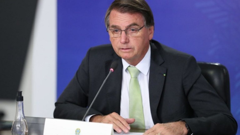 Bolsonaro questiona alta ocupação de hospitais: "Parece que só morre de Covid"