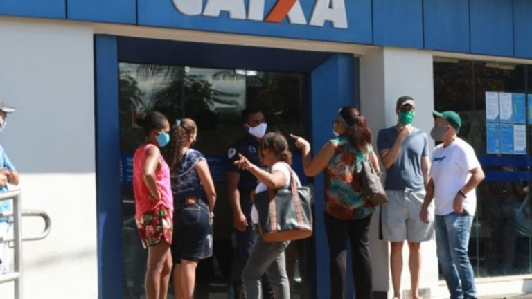 Novo auxílio emergencial: governo vai contratar temporários para pagamentos