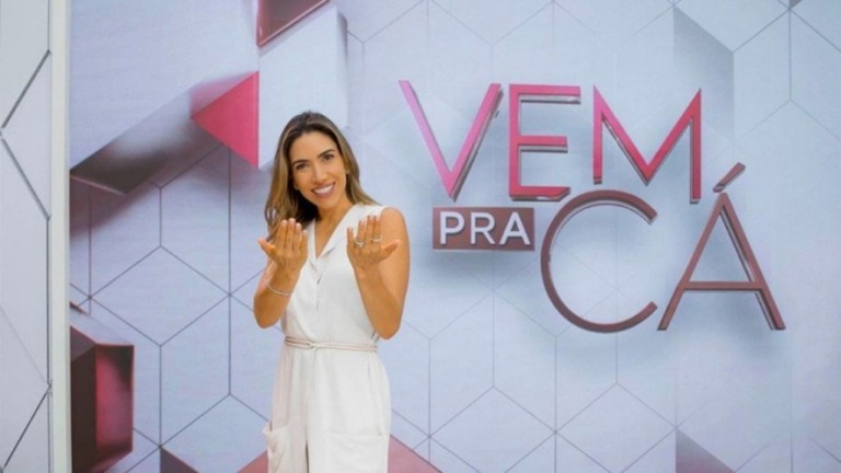 Patrícia Abravanel estreia programa e web enxerga "cópia" de Fátima Bernardes