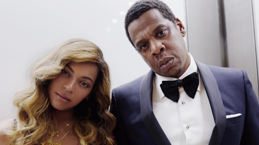 Cartão autografado por Jay-Z é vendido por R$ 576 mil Cartão autografado por Jay-Z é vendido por R$ 576 mil
