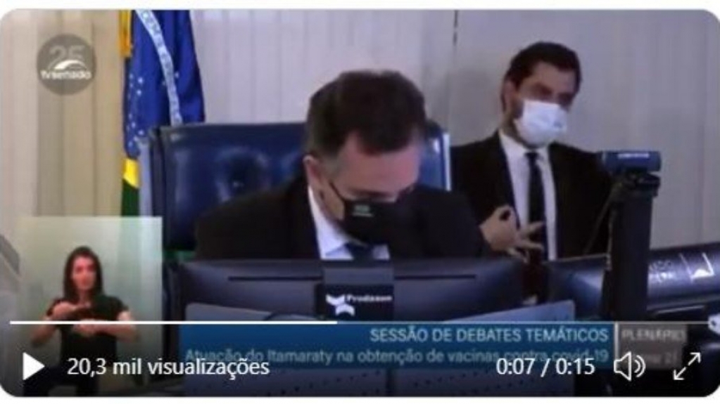 Bolsonaro revela para interlocutores que afastará Filipe Martins após polêmica Bolsonaro revela para interlocutores que afastará Filipe Martins após polêmica