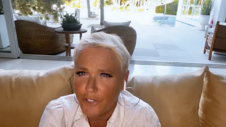 Xuxa sugere que testes de cosméticos e remédios sejam feitos em presidiários