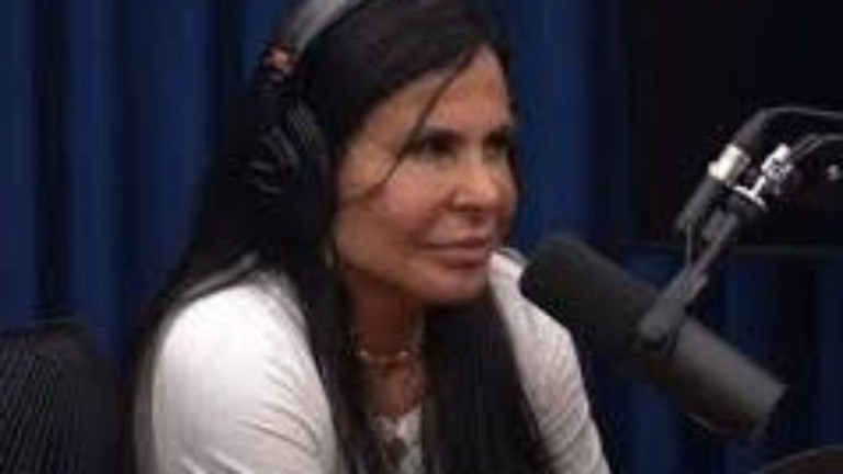 Gretchen diz que "gay quer ser uma mulher", mas pede desculpas após repercussão