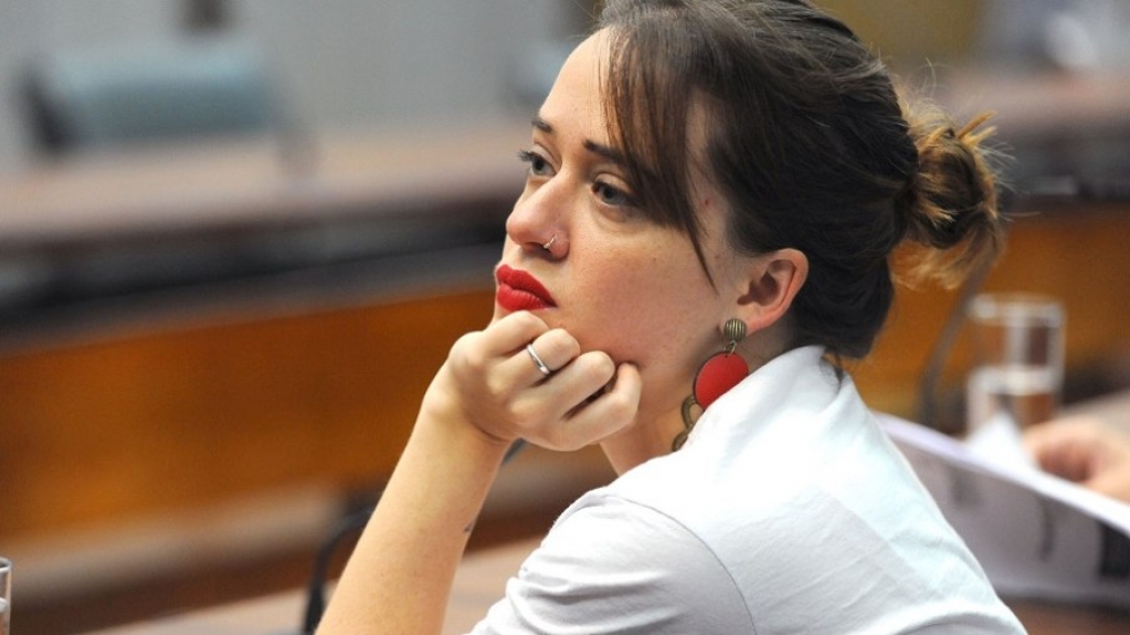 Isa Penna entra na Justiça para Fernando Cury ser cassado por assédio sexual Isa Penna entra na Justiça para Fernando Cury ser cassado por assédio sexual