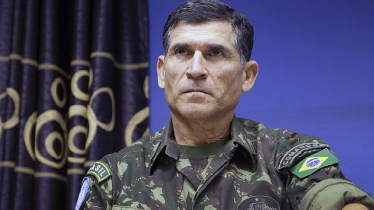 Ex-ministro Santos Cruz diz que Bolsonaro desrespeita e ofende as Forças Armadas
