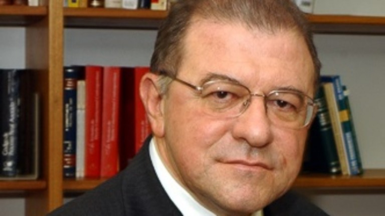 Ex-ministro do STJ Paulo Medina morre vítima da Covid-19