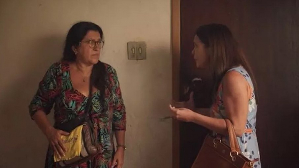 Elenco de 'Amor de Mãe' está insatisfeito com cenas cortadas, diz site Elenco de 'Amor de Mãe' está insatisfeito com cenas cortadas, diz site