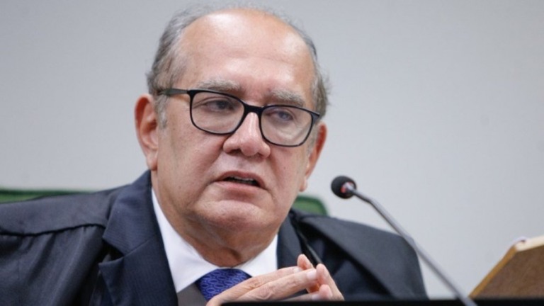 Gilmar critica fala de Mendonça no STF sobre igrejas: "Veio de viagem de Marte"