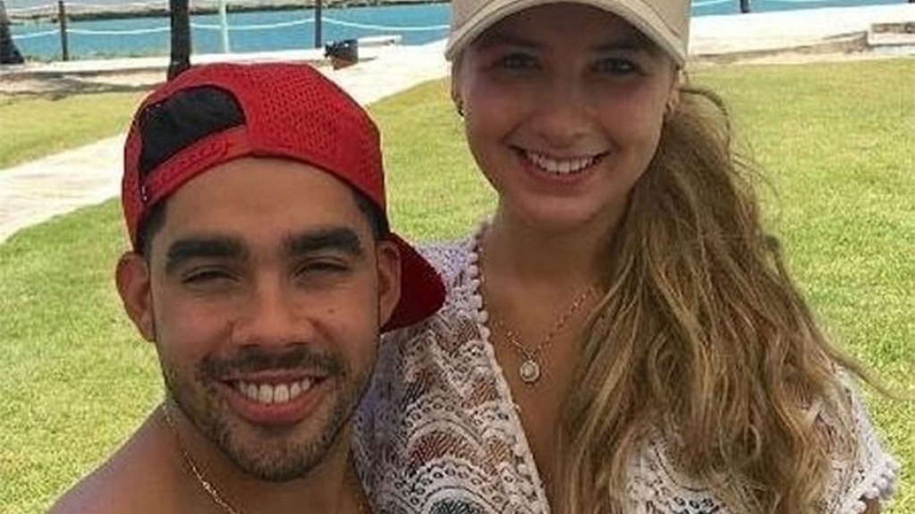 Ex-noiva de Gabriel Diniz assume namoro com colega do cantor Ex-noiva de Gabriel Diniz assume namoro com colega do cantor