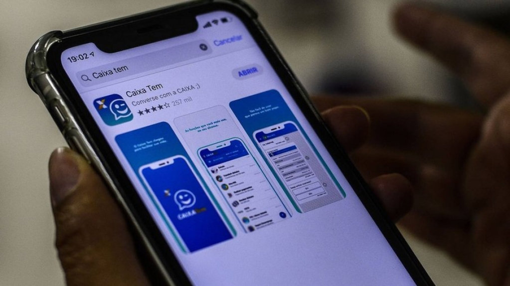 Auxílio emergencial: novo valor não compensa perda de renda de 43%, diz estudo