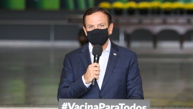 Doria manda recado a Bolsonaro: "Butantan é especialista em antirrábica"
