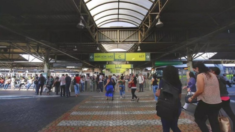 Seguranças do metrô são acusados de agredir homem em Belo Horizonte