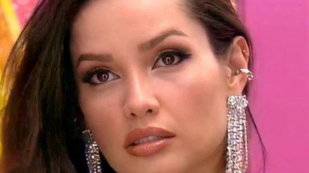 Juliette recorreu ao auxílio emergencial e pegou empréstimo antes do 'BBB 21' Juliette recorreu ao auxílio emergencial e pegou empréstimo antes do 'BBB 21'