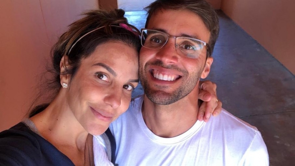 Marido de Ivete Sangalo se desculpa após acusar empregada de transmitir Covid-19 Marido de Ivete Sangalo se desculpa após acusar empregada de transmitir Covid-19