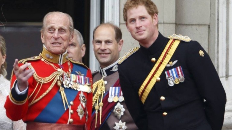 Sem título real, Harry irá ao funeral de Príncipe Phillip sem traje militar