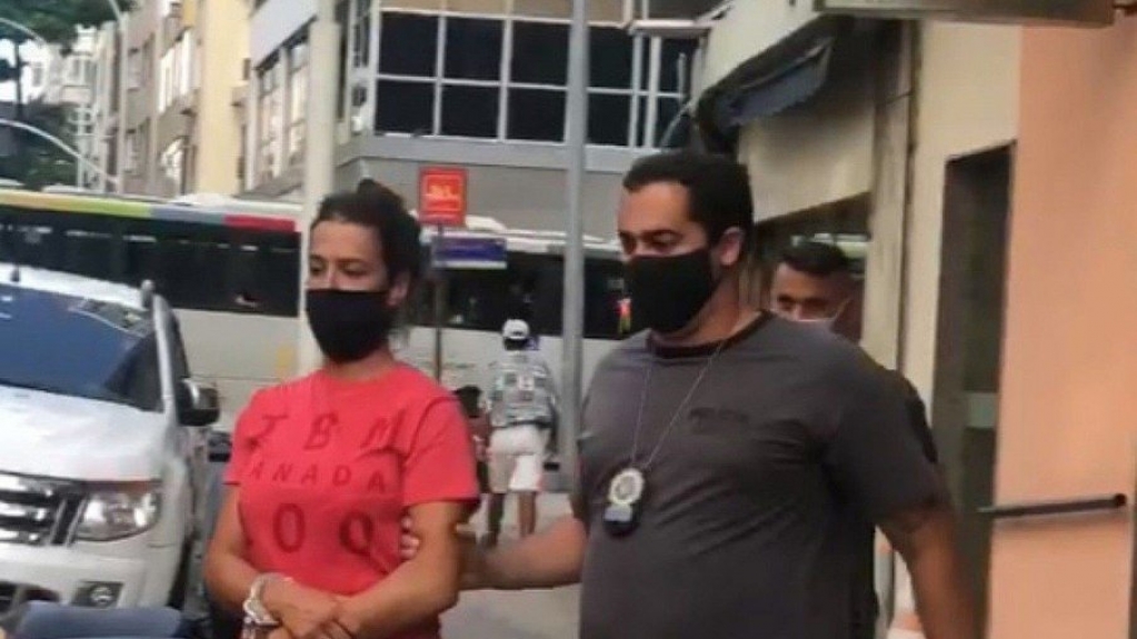 Garota de programa é presa por estuprar ex-namorado Garota de programa é presa por estuprar ex-namorado