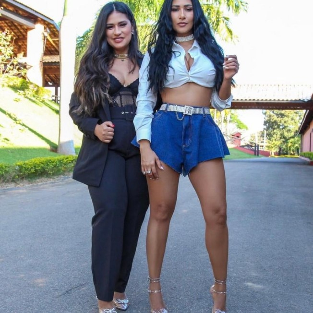 'BBB 21': Simone e Simaria comandam a festa desta sexta-feira 'BBB 21': Simone e Simaria comandam a festa desta sexta-feira